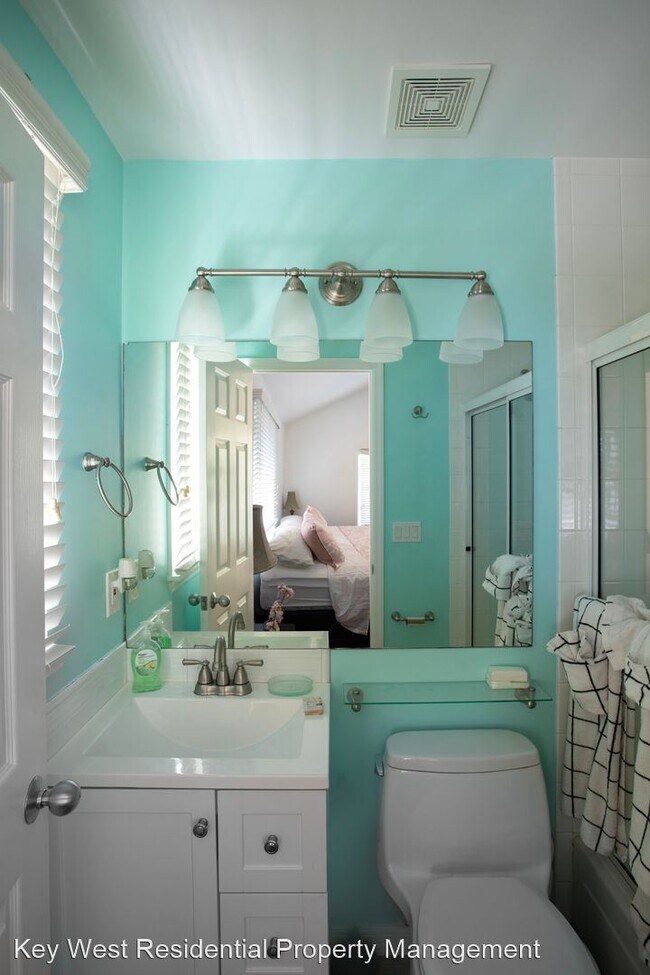 Building Photo - 2 br, 2.5 bath House - 69 Spoonbill Way