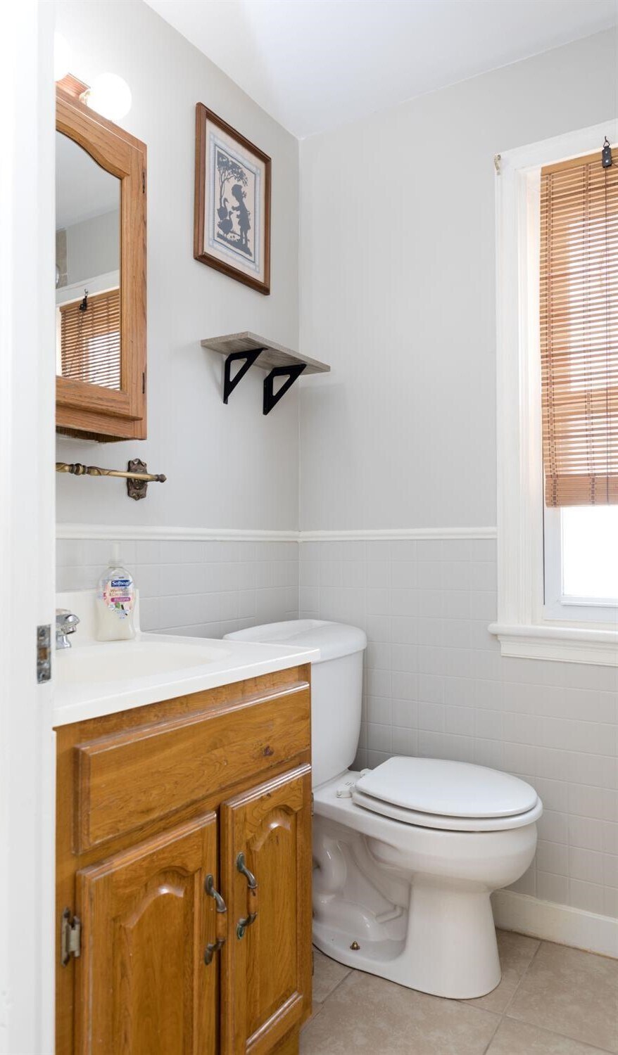 Building Photo - 51 Sycamore St