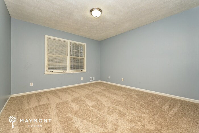 Building Photo - 2902 Barcelona Way