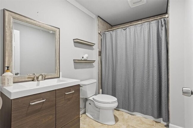 Building Photo - 821 Tramore Ct