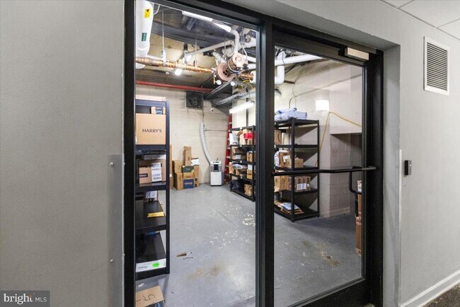 Building Photo - 5300 Holmes Run Pkwy