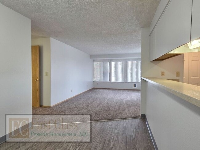 Building Photo - 4724 SW Murray Blvd