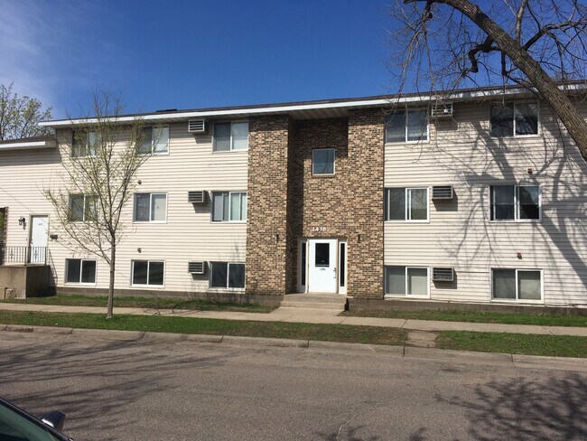 Primary Photo - 1418 10th St