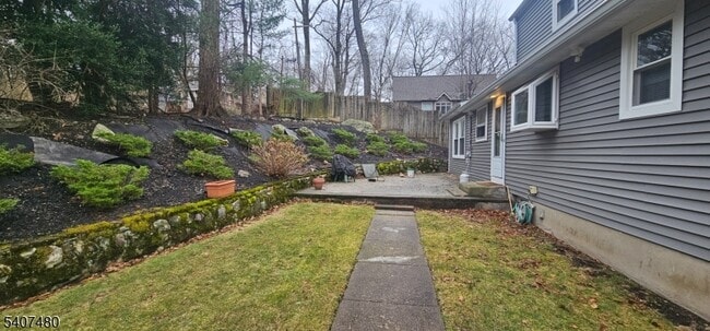 Building Photo - 49 Fayson Lakes Rd