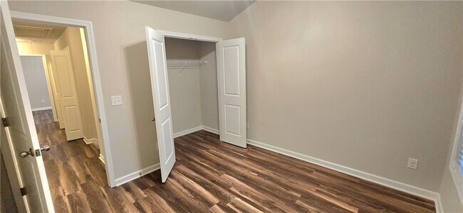 Building Photo - 631 Justins Pl Ln