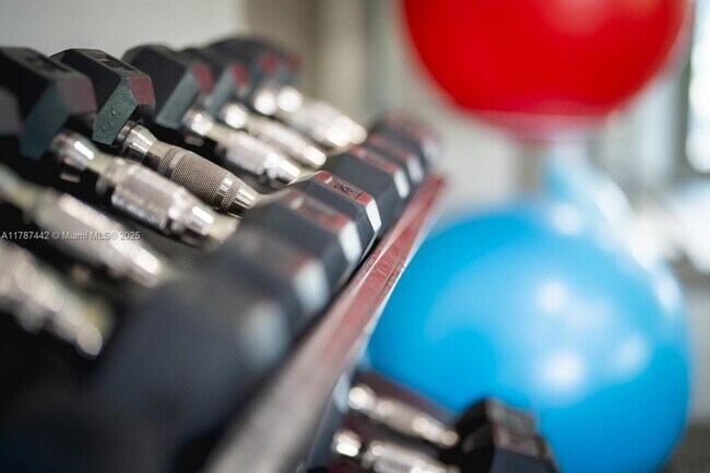 Building Photo - 6503 N Military Trl