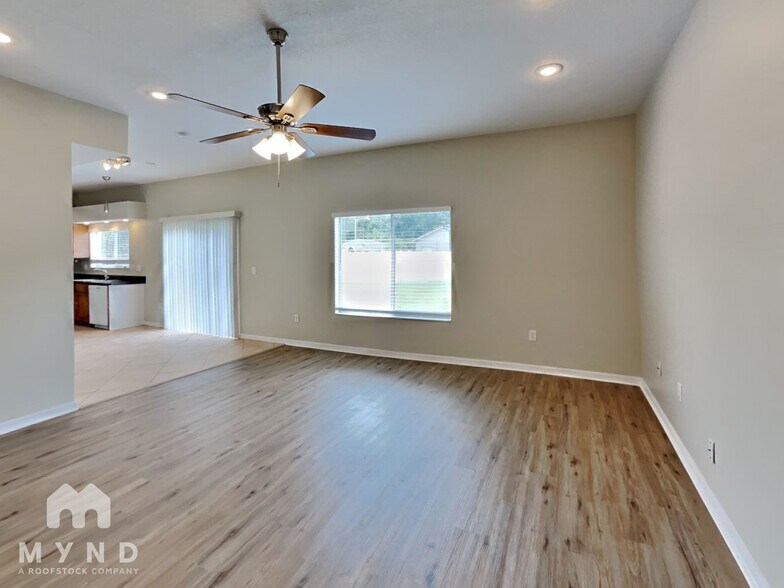 Building Photo - 4852 Barchetta Dr