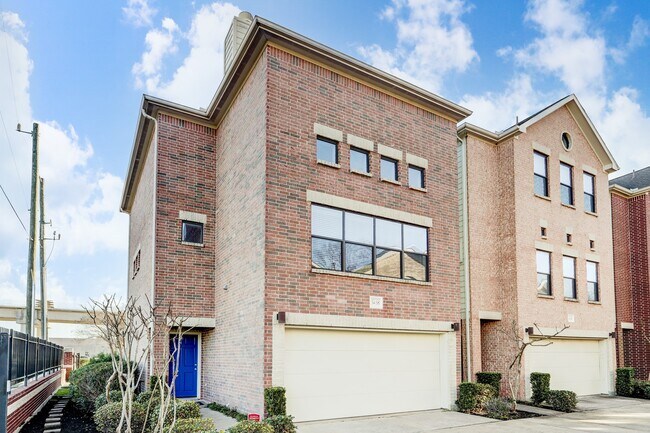 Primary Photo - 3438 Rolgom Pl Ct