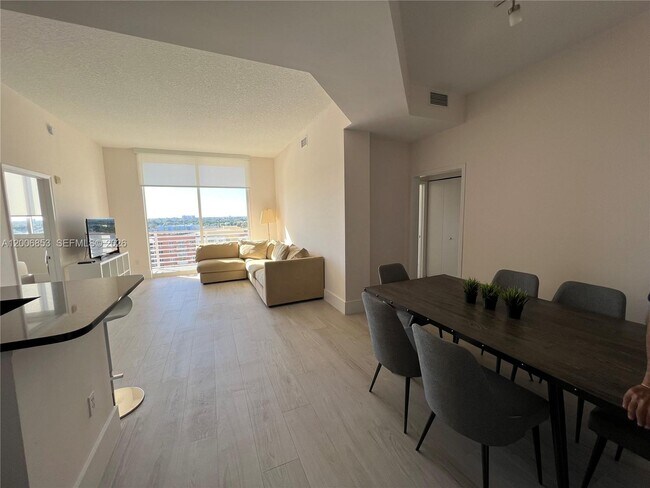 Building Photo - 18800 NE 29th Ave