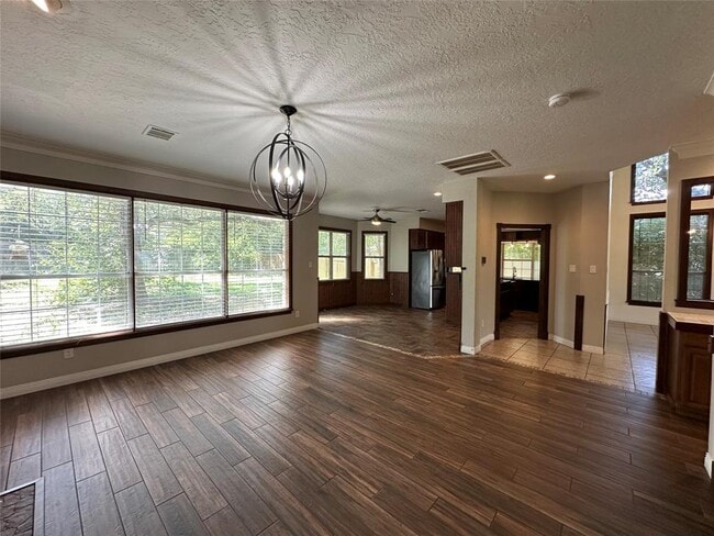 Building Photo - 10902 Grassmere Ct