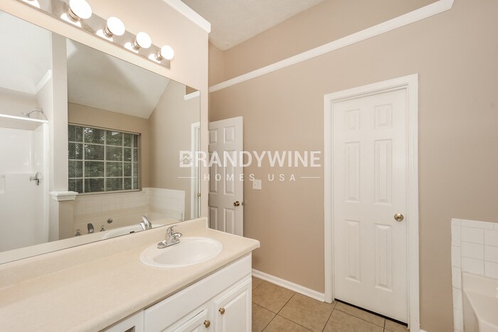 Building Photo - 1041 Quail Hunt Dr