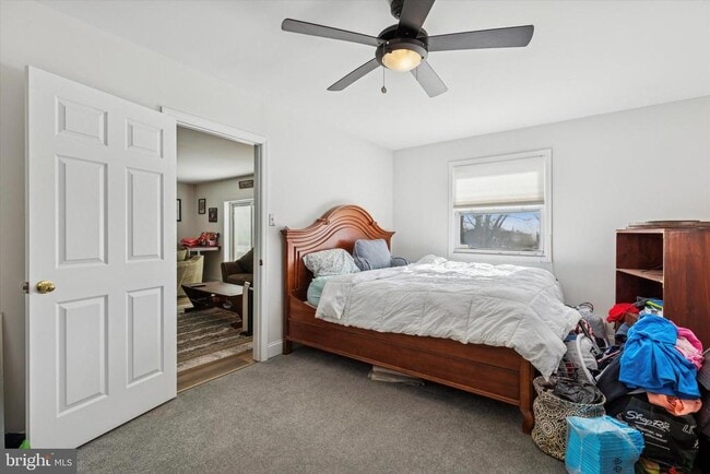 Building Photo - 207 Delmar St