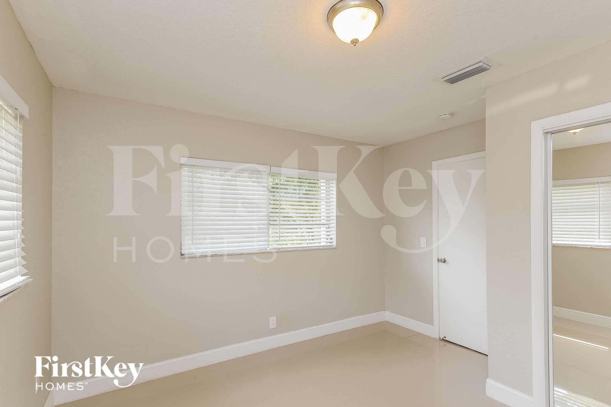 Building Photo - 3631 NW 108th Dr