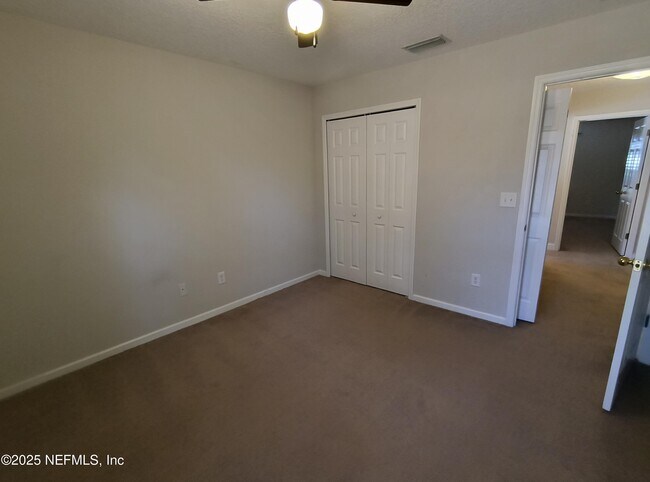 Building Photo - 6781 Plum Lake Dr N