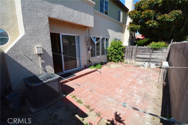 Building Photo - 7386 Greenhaven Ave