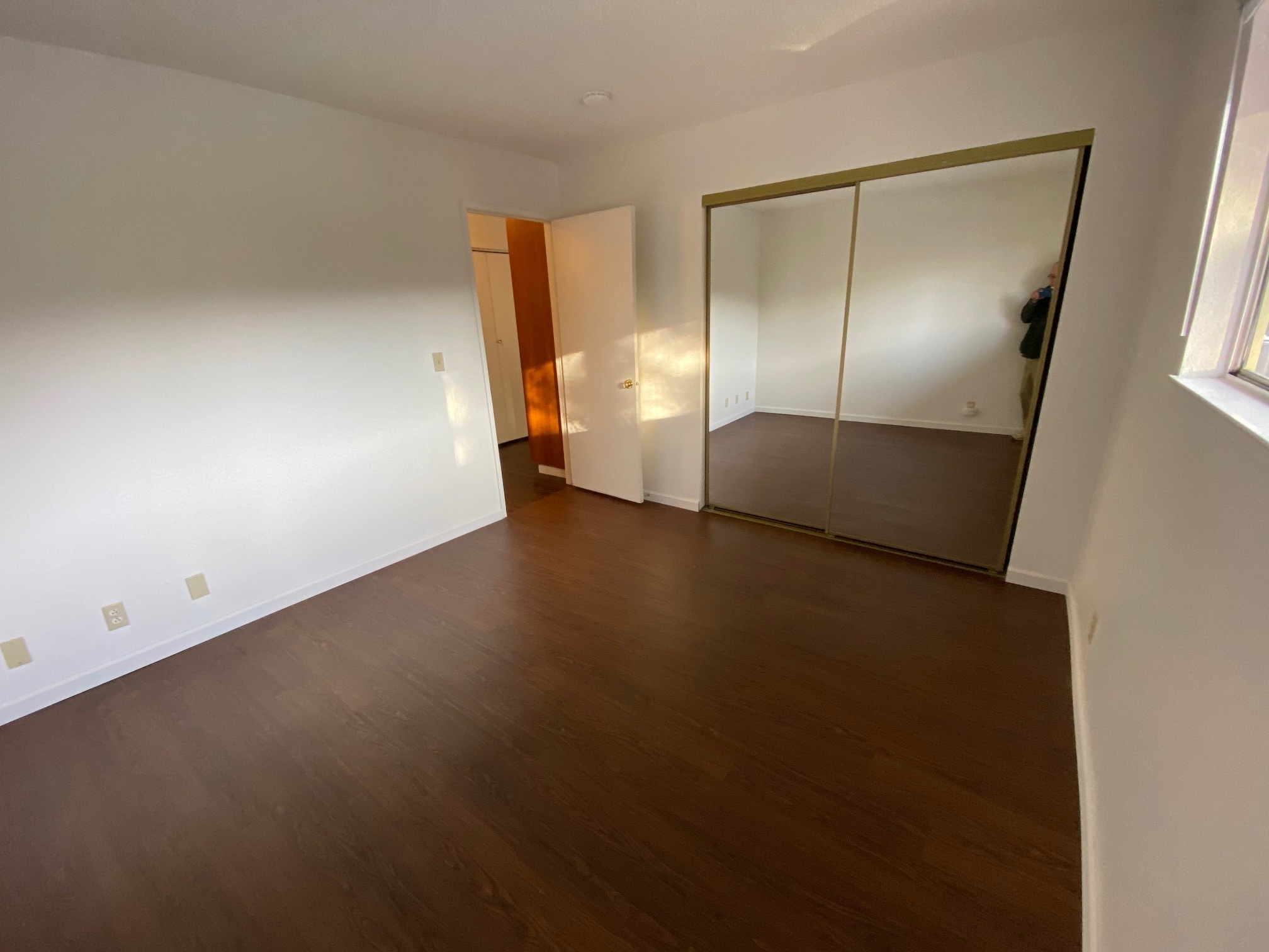 Building Photo - 2674 Woodridge Ct