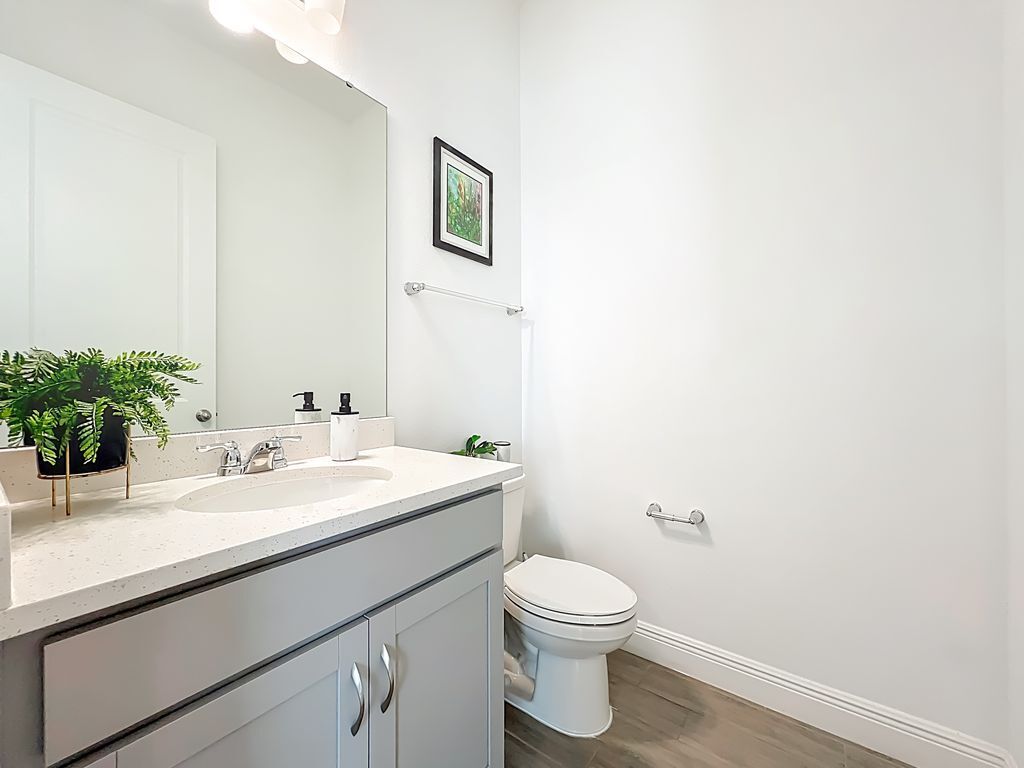 Building Photo - 6423 Cyrils Dr