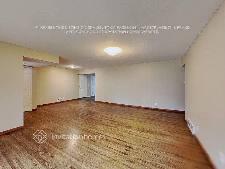 Building Photo - 170 Craigbrook Way NE
