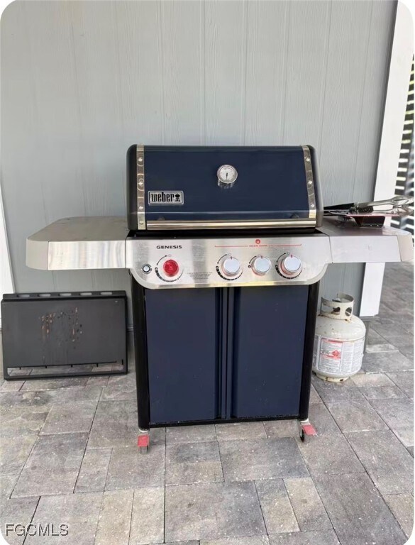 Building Photo - 10440 Yacht Basin Dr