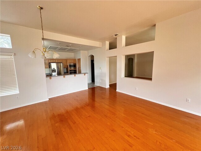 Building Photo - 10008 Button Willow Dr