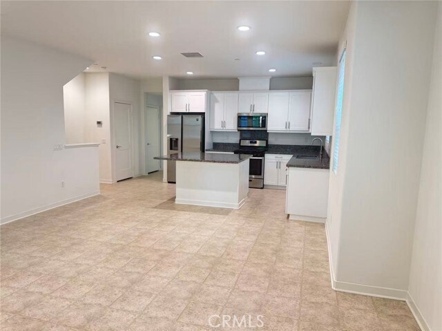 Building Photo - 564 Boulder Cir