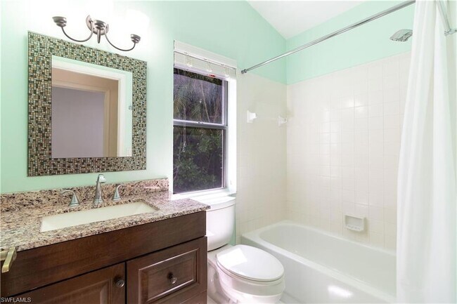 Building Photo - 687 Melville Ct