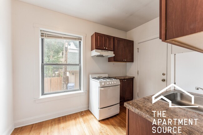 Building Photo - 2617 N Spaulding Ave