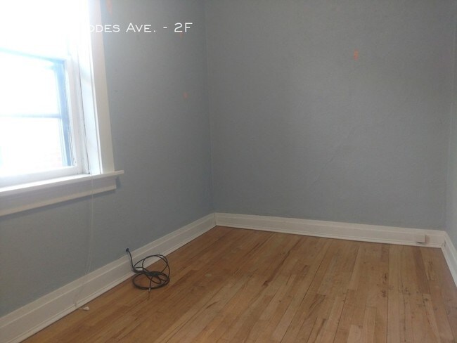 Building Photo - 5505 Rhodes Ave