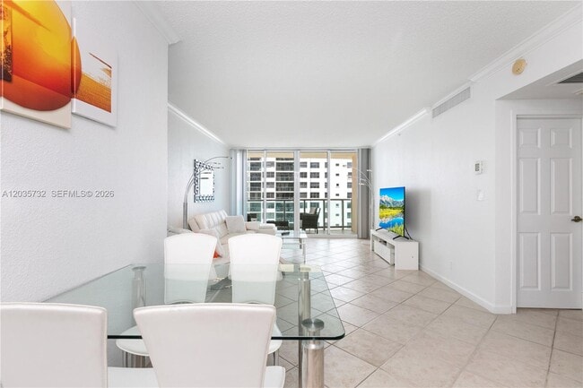 Building Photo - 2501 S Ocean Dr