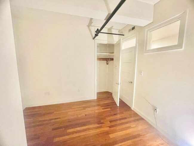 Building Photo - Stunning Downtown Apartment with Parking Garage Access Deducted from monthly Rent!