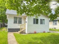 Building Photo - Charming Pet-Friendly 2BR Home with Fenced Yard & Modern Amenities in Flint!