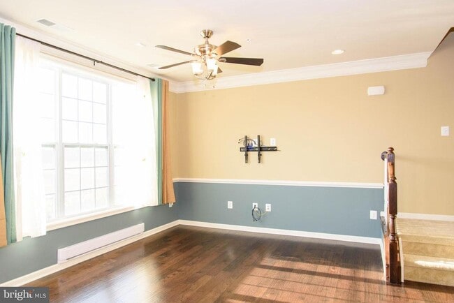 Building Photo - 23548 Hopewell Manor Terrace