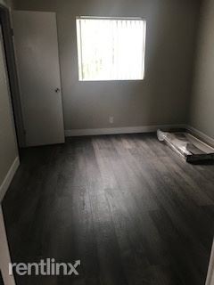 Building Photo - 2 br, 2 bath Apartment - 838 S Marian Way