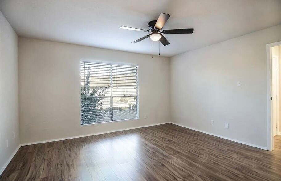 Building Photo - 14777 Wunderlich Dr