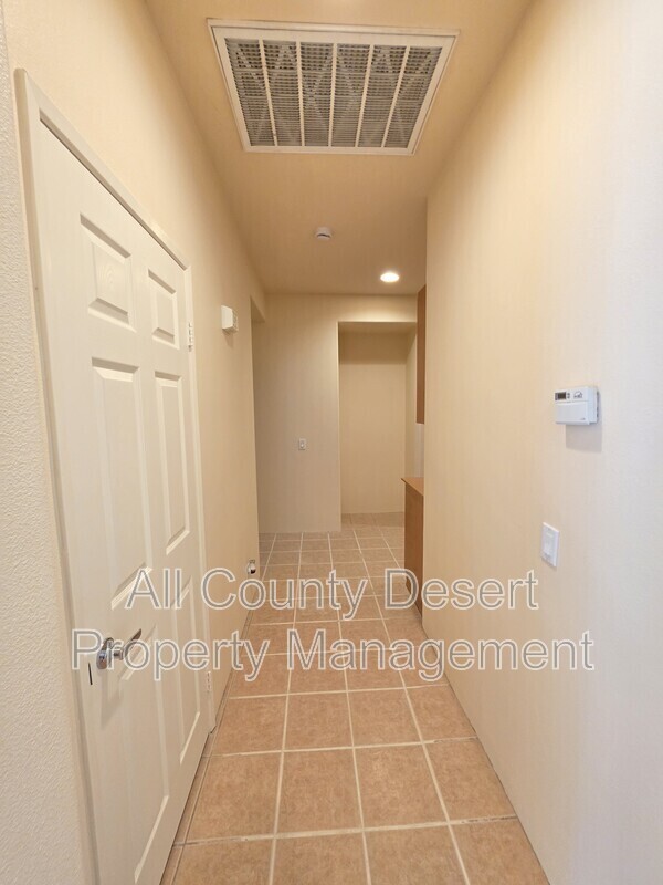Building Photo - 47471 Harbour Lights Ln