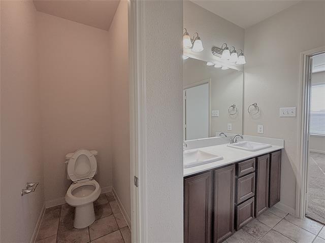 Building Photo - 9435 Smoke Tree Dr