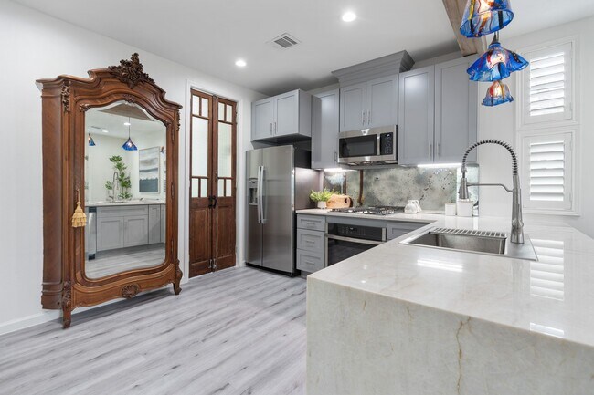 Building Photo - 1116 Nadine St