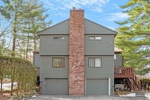 Building Photo - 68 E Bluff Rd