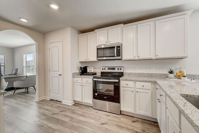 Building Photo - 417 Abram Ave