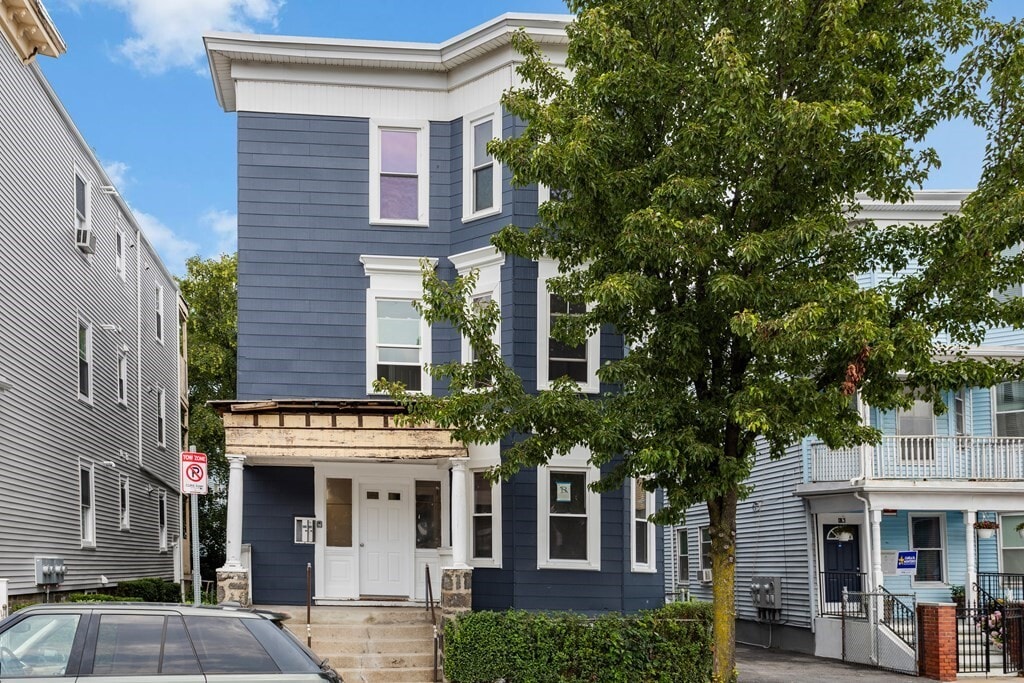 Building Photo - 426 Bowdoin St