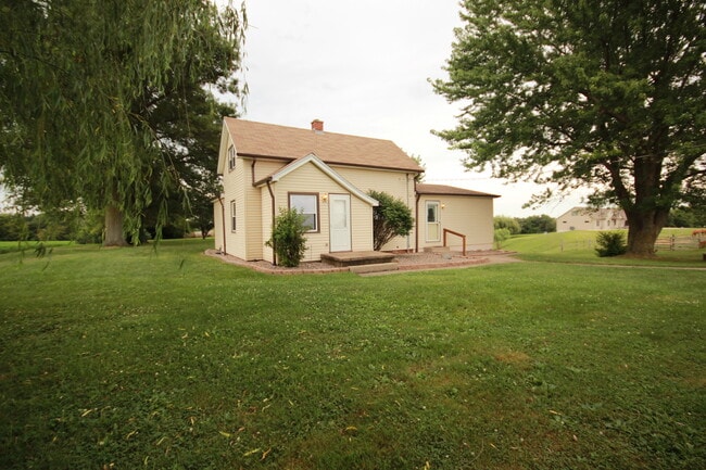 Primary Photo - Updated home on 1 acre lot