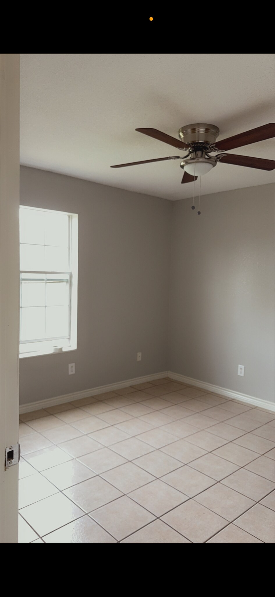 Building Photo - 1036 E Elm St