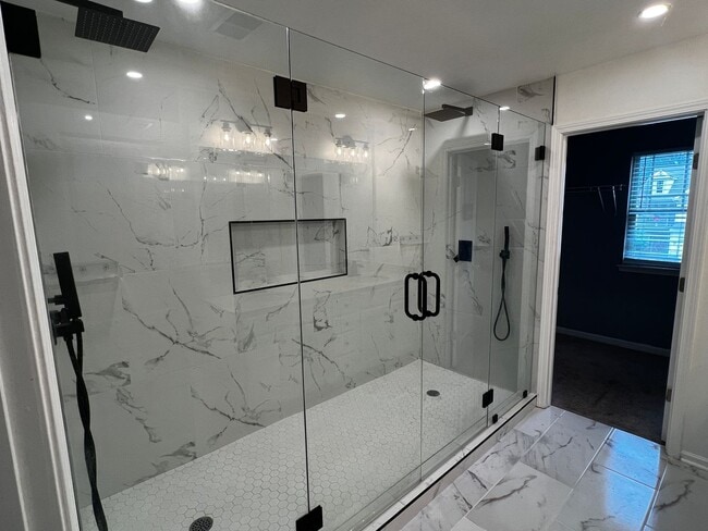 Building Photo - 128 Worthing Ln