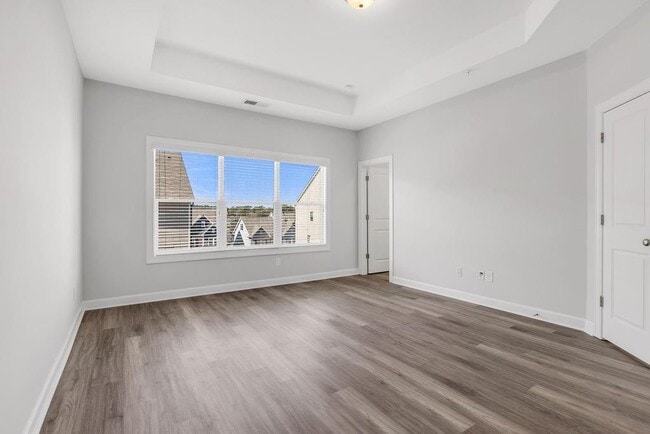 Building Photo - 2775 Bell Dr SE