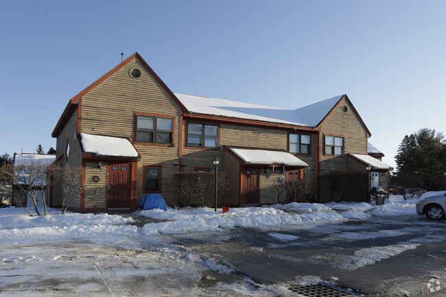 Building Photo - Breary Farms Apartments