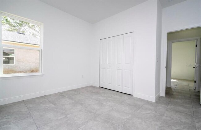 Building Photo - 2901 W Redgate Dr