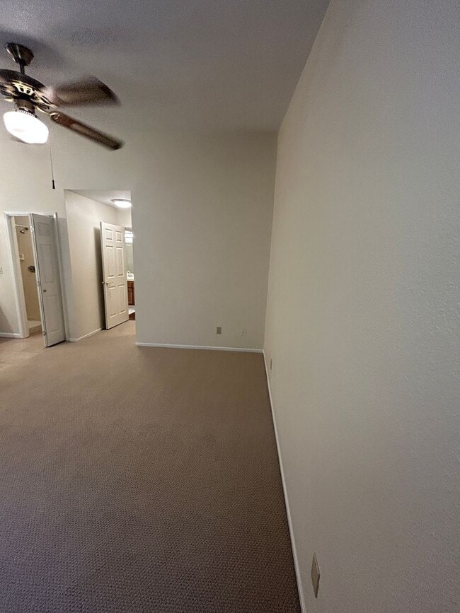 Building Photo - Great Location in the Heart of Auburn