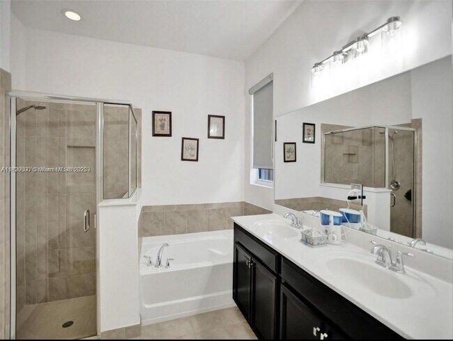 Building Photo - 25200 SW 119th Ave