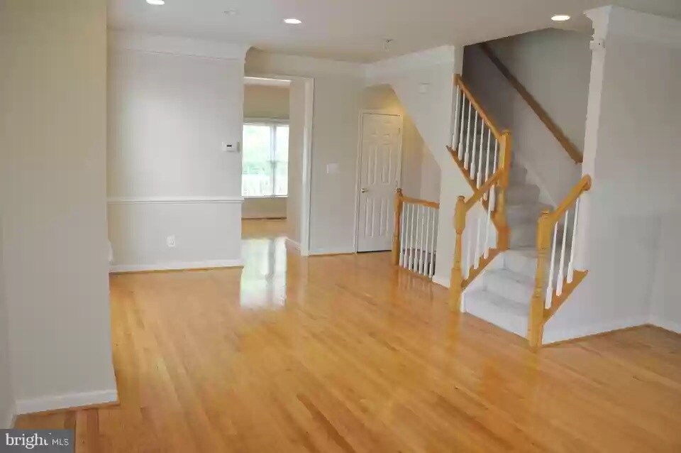 Building Photo - 503 Casey Ln