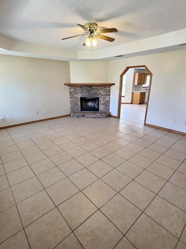 Building Photo - Spacious 4-Bedroom Home in Ocean Springs S...